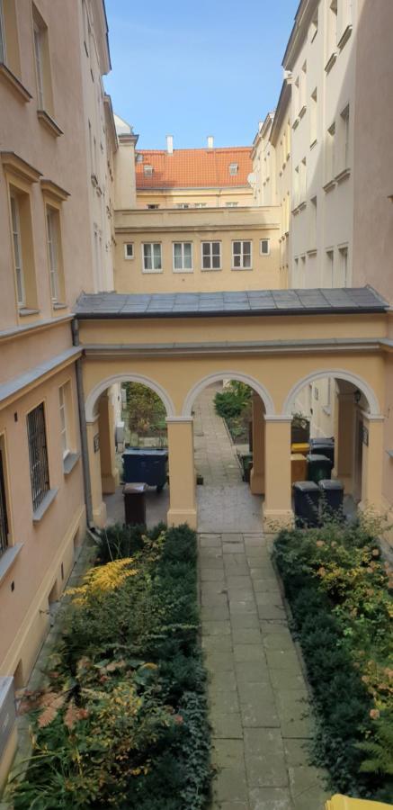 Krakowskie Przedmiescie 57 Residence Warszawa Luaran gambar
