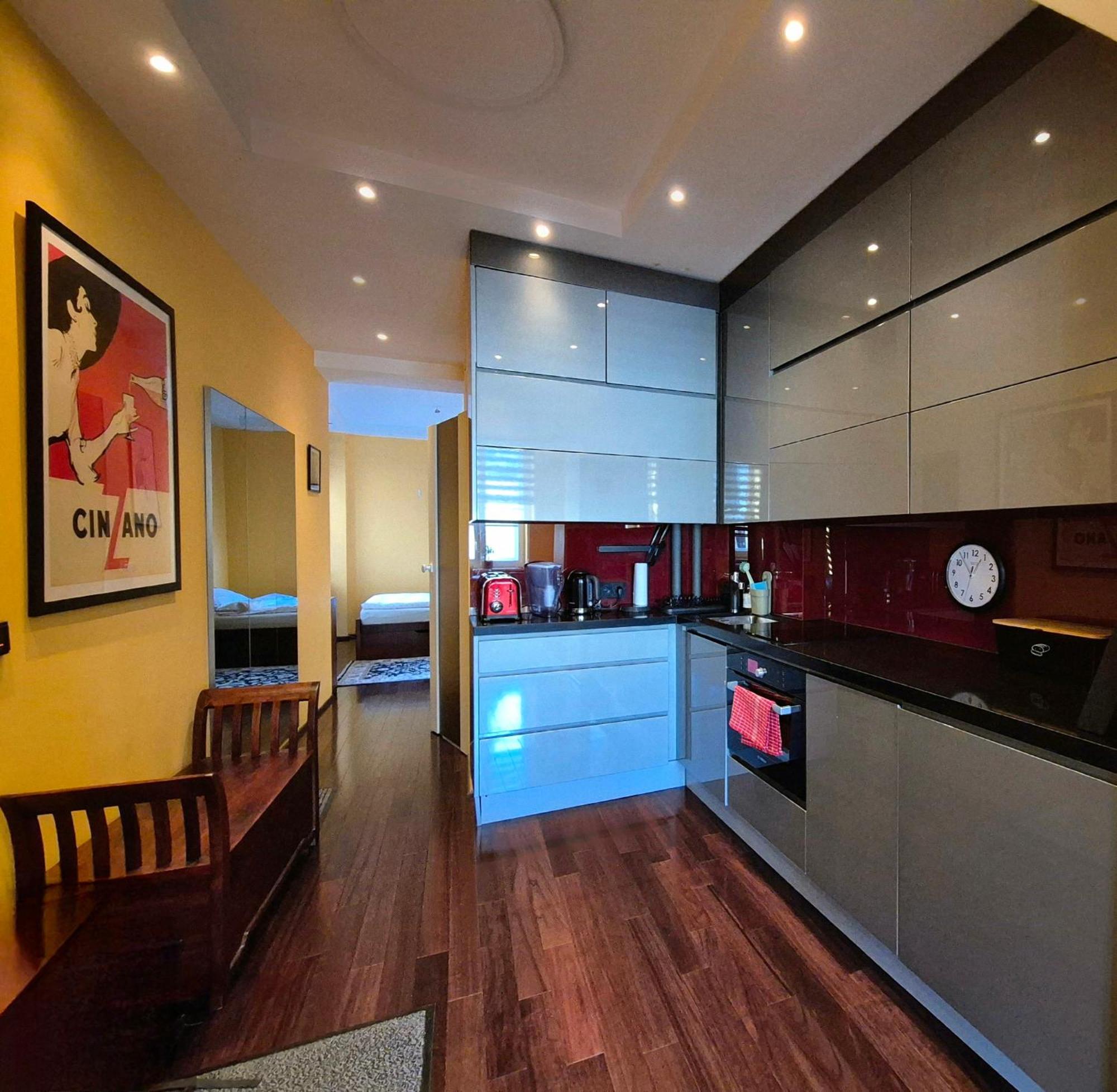 Krakowskie Przedmiescie 57 Residence Warszawa Luaran gambar
