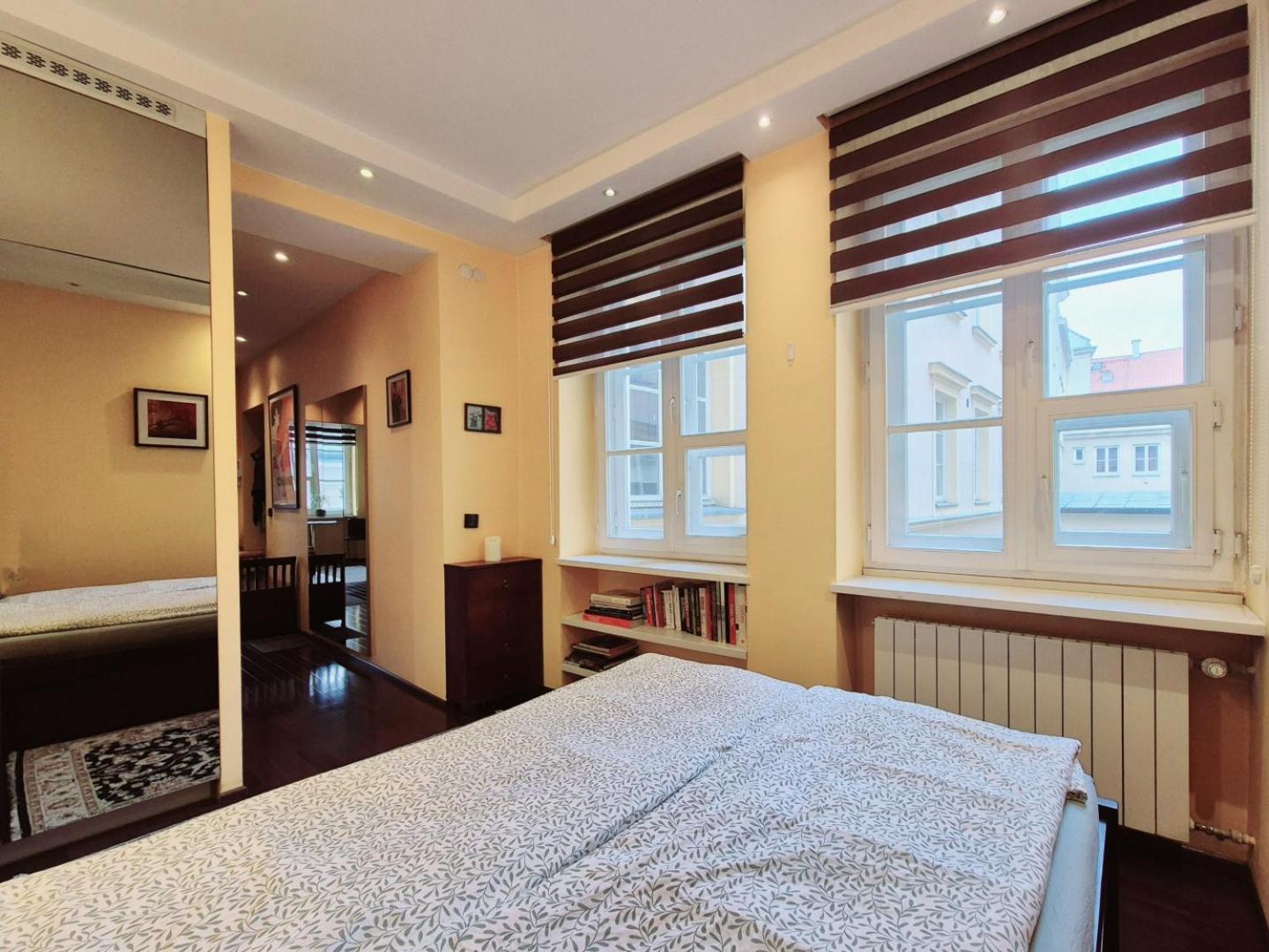 Krakowskie Przedmiescie 57 Residence Warszawa Luaran gambar